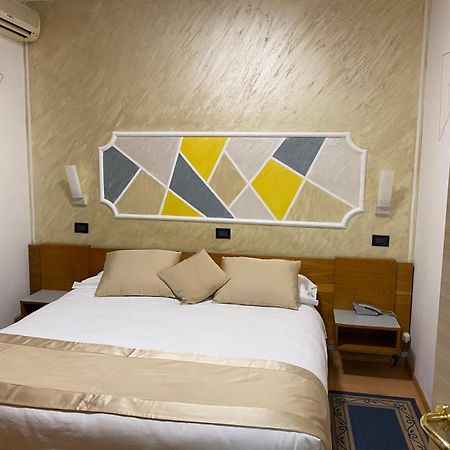Hotel San Marco Bb Boario Terme Eksteriør bilde