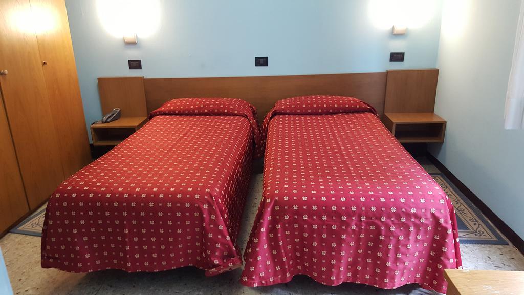 Hotel San Marco Bb Boario Terme Eksteriør bilde